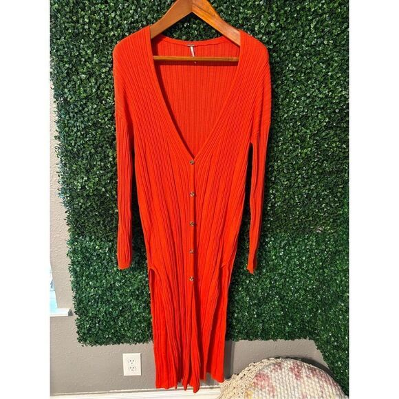 Free People Skylight Ribbed Long Sleeves Fitted Cardigan Red Size Large - Picture 2 of 6
